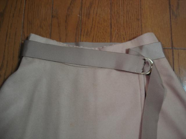 ★ストロベリーフィールズ 巻きデザイン風スカート★着用1・2度!超激安! < ブランド ★ストロベリーフィールズ 巻きデザイン風スカート★着用1・2度!超激安! < ブランドの