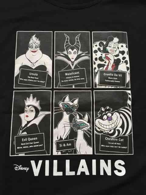 ディズニー・ロゴ&ヴィランズプリントドルマン袖Tシャツ < ブランド  ディズニー・ロゴ&ヴィランズプリントドルマン袖Tシャツ < ブランドの