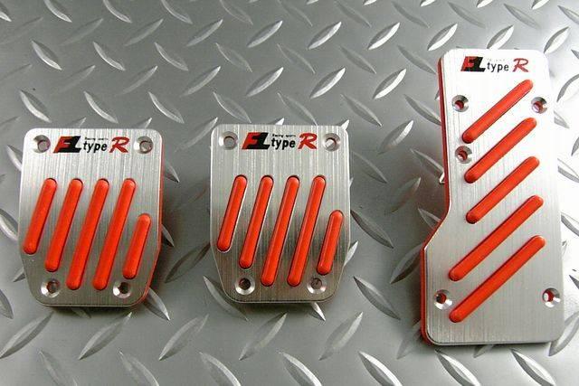 アルミペダル ペダルカバー 汎用(MT用)ミッションtype3 < 自動車/バイク アルミペダル ペダルカバー 汎用(MT用)ミッションtype3 < 自動車/バイク