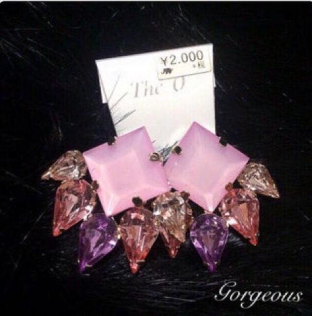 定価2,160円 ビジューピアス【新品未使用】Pink ピンク < 女性アクセサリー/時計 定価2,160円 ビジューピアス【新品未使用】Pink ピンク < 女性アクセサリー/時計の