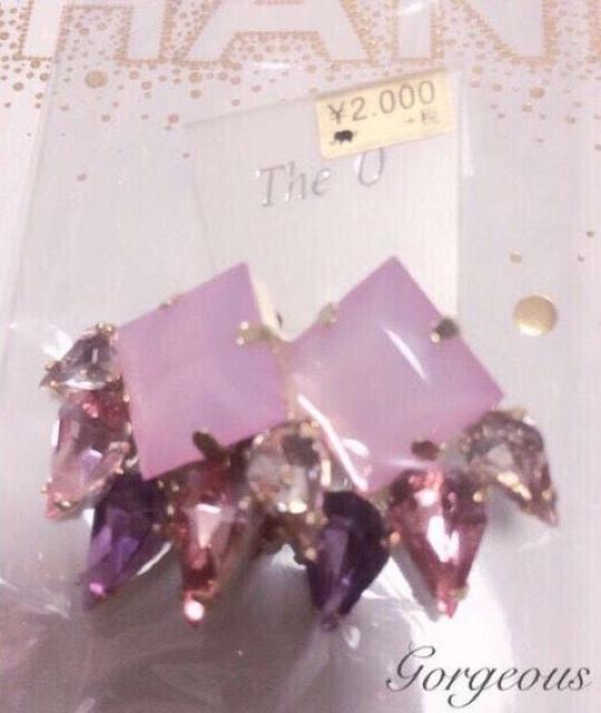 定価2,160円 ビジューピアス【新品未使用】Pink ピンク < 女性アクセサリー/時計 定価2,160円 ビジューピアス【新品未使用】Pink ピンク < 女性アクセサリー/時計の