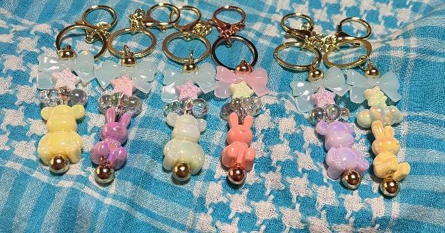くまさん うさぎさん キーホルダー マカロン < 女性ファッション  くまさん うさぎさん キーホルダー マカロン < 女性ファッションの