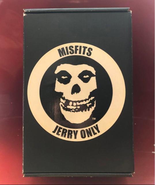 《misfits》フィギュア ミスフィッツ TWIM balzac バウンティーハンター secretbase ミュージシャントイ < ホビー  《misfits》フィギュア ミスフィッツ TWIM balzac バウンティーハンター secretbase ミュージシャントイ < ホビーの