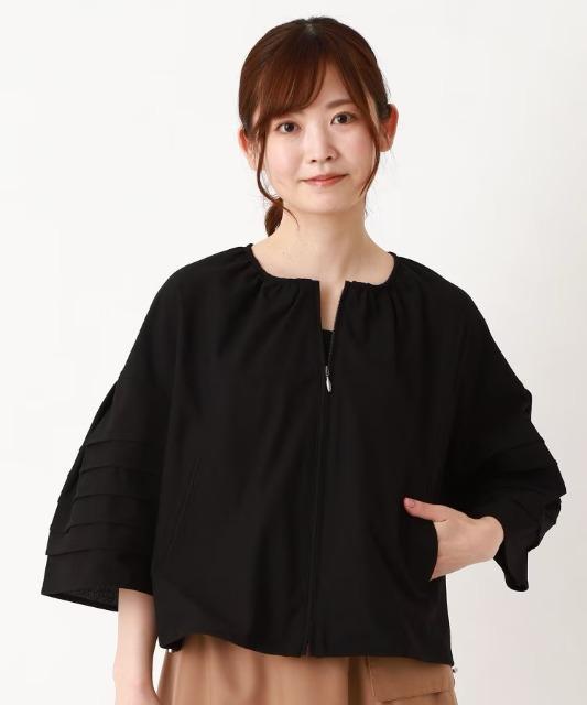 新品INTELLECTIONワールド高級 袖コンシャスショート丈ブルゾン38500円 < 女性ファッション  新品INTELLECTIONワールド高級 袖コンシャスショート丈ブルゾン38500円 < 女性ファッションの