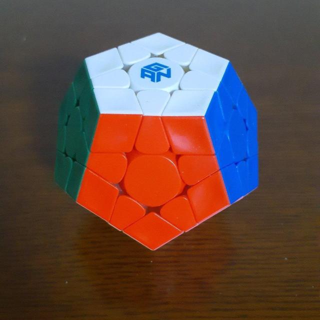 ルービックキューブ GAN メガミンクス・フロステッド 4×4 状態○ < おもちゃ ルービックキューブ GAN メガミンクス・フロステッド 4×4 状態○ < おもちゃの