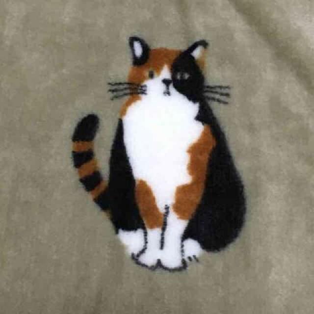 三毛猫のみやけさん・キャラクター柄ブランケット。グレージュ < インテリア/ライフ 三毛猫のみやけさん・キャラクター柄ブランケット。グレージュ < インテリア/ライフの