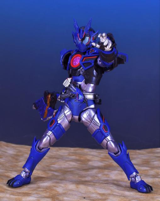 未開封 S.H.フィギュアーツ 仮面ライダー バルカン アサルトウルフ < ホビー  未開封 S.H.フィギュアーツ 仮面ライダー バルカン アサルトウルフ  < ホビーの