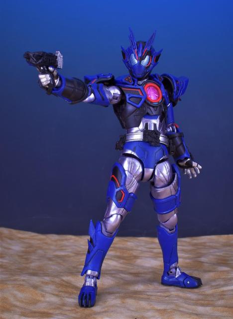 未開封 S.H.フィギュアーツ 仮面ライダー バルカン アサルトウルフ < ホビー  未開封 S.H.フィギュアーツ 仮面ライダー バルカン アサルトウルフ < ホビーの