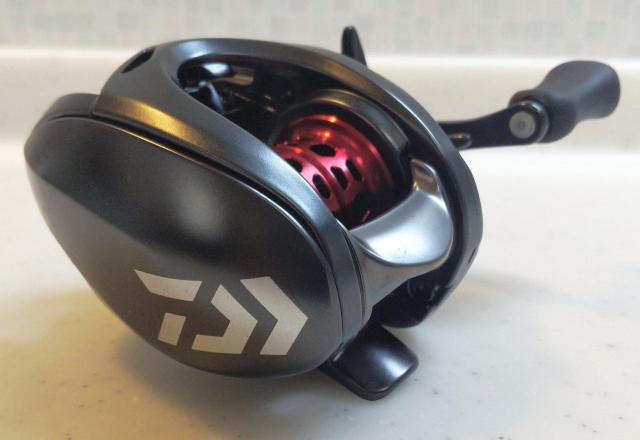 ダイワ DAIWA スティーズ STEEZ エアー AIR TW 500H 右 ベイトフィネス BFS 28ミリ スプール < レジャー/スポーツ  ダイワ DAIWA スティーズ STEEZ エアー AIR TW 500H 右 ベイトフィネス BFS 28ミリ スプール < レジャー/スポーツの