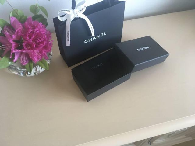 ��CHANEL�������\�t�g�P�[�X�E�󔠁E�V���b�v�܃Z�b�g���J�����A�E���{���t���i�Q�j �� �u�����h�� 