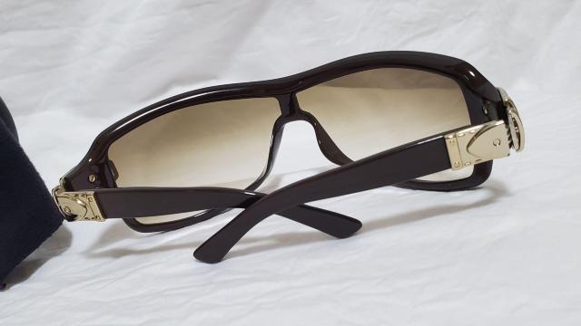 正規レア グッチ ロゴ メタルベルトバックル装飾 シールドサングラス 黒系茶 グラマラスアイウェア ラグジュアリースポーツ 付属有 < ブランド  正規レア グッチ ロゴ メタルベルトバックル装飾 シールドサングラス 黒系茶 グラマラスアイウェア ラグジュアリースポーツ 付属有 < ブランドの