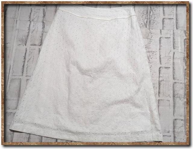 ニューヨーカー 刺繍入りスカート 白 < ブランド  ニューヨーカー 刺繍入りスカート 白 < ブランドの