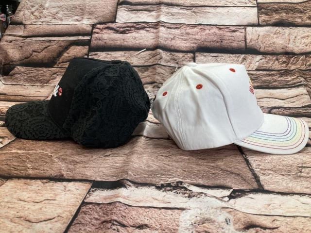 送料無料!刺繍&メッシュ 綿混 モノトーン ガールズキャップ (画像から)1個 < 女性ファッション  送料無料!刺繍&メッシュ 綿混 モノトーン ガールズキャップ (画像から)1個 < 女性ファッションの