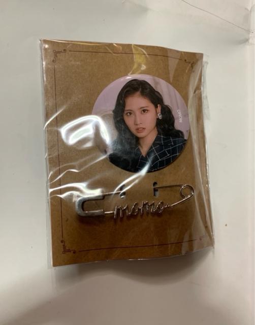 TWICE �����@�����ʃo�b�W�Z�b�g�@HALLOWEEN  �� �^�����g�O�b�Y�� 