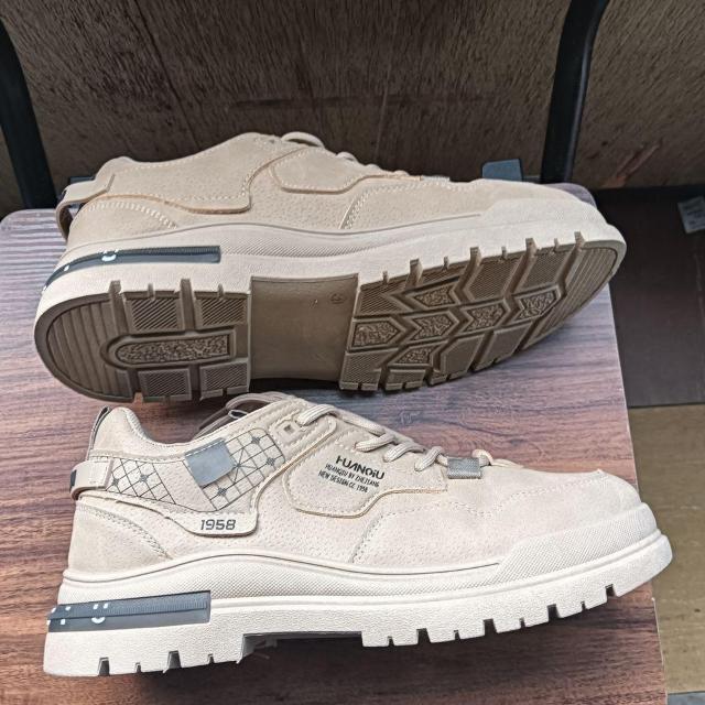 新品 25.5cm メンズ スニーカー ブラウン シューズ 靴 カジュアル < 男性ファッション  新品 25.5cm メンズ スニーカー ブラウン シューズ 靴 カジュアル < 男性ファッションの