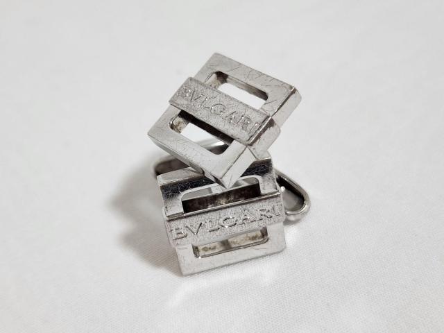 正規 レア ブルガリ ロゴ文字 スクエアカフス クアドラート オープンブロックカフリンクス ジュエリーSVボタン ビジネス○スーツ < ブランド  正規 レア ブルガリ ロゴ文字 スクエアカフス クアドラート オープンブロックカフリンクス ジュエリーSVボタン ビジネス○スーツ < ブランドの