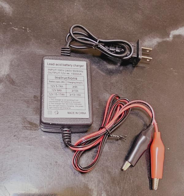 新品☆バッテリー充電器☆3点で即落 < 自動車/バイク 新品☆バッテリー充電器☆3点で即落 < 自動車/バイク