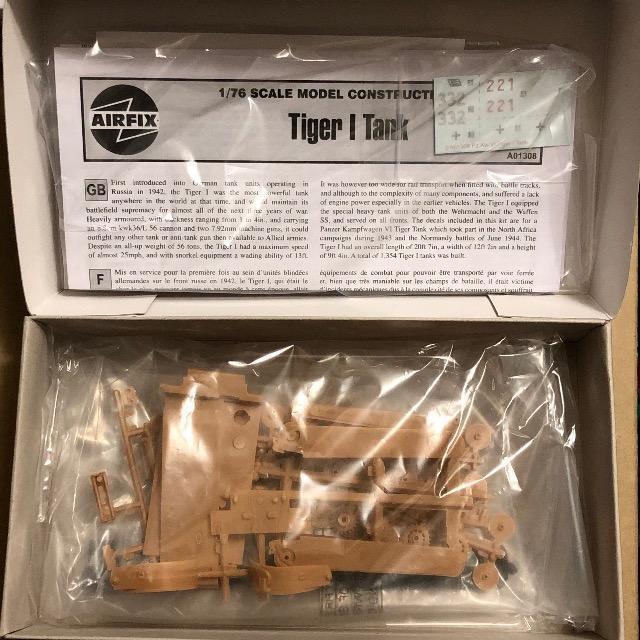 1/76 AIRFIX TIGER T TANK < ホビー  1/76 AIRFIX TIGER T TANK < ホビーの