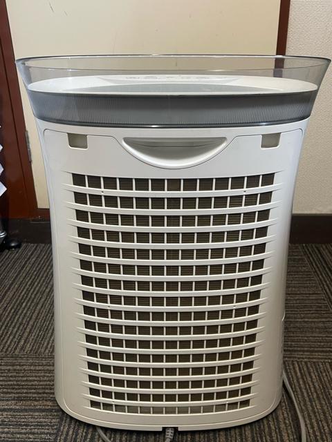 SHARP �V���[�v ��C����@ FU-J50-W 2019�N�� �z���C�g �v���Y�}�N���X�^�[ ��C����@ SHARP �V���[�v �� �Ɠd/AV�� 