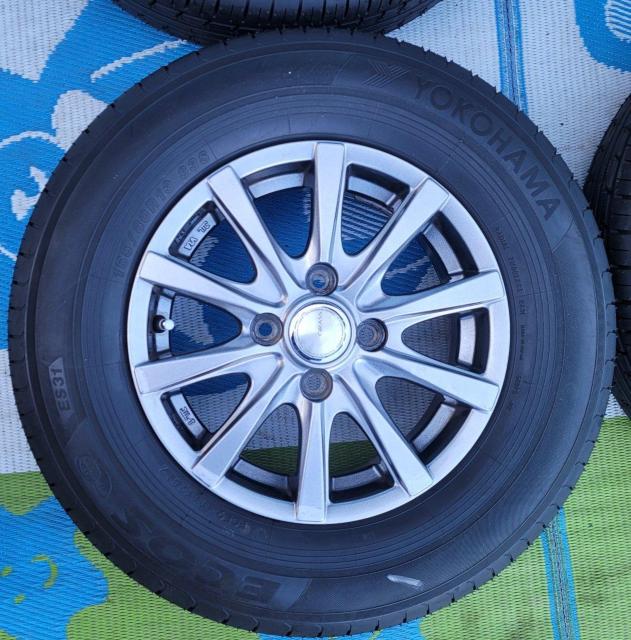 GRASS �A���~�z�C�[��13�C���`5J+35 PCD100 �^�C���t��4�{�Z�b�g���R�n�} ECOS ES31 165/80R13 �� ������/�o�C�N