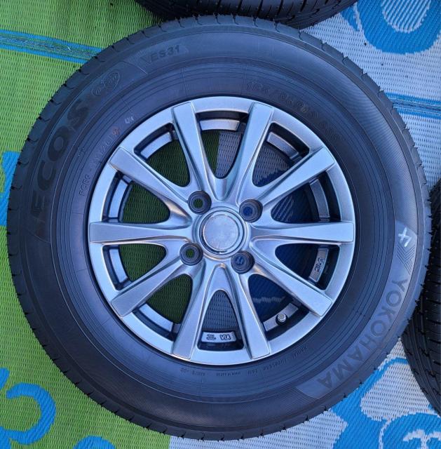 GRASS �A���~�z�C�[��13�C���`5J+35 PCD100 �^�C���t��4�{�Z�b�g���R�n�} ECOS ES31 165/80R13 �� ������/�o�C�N