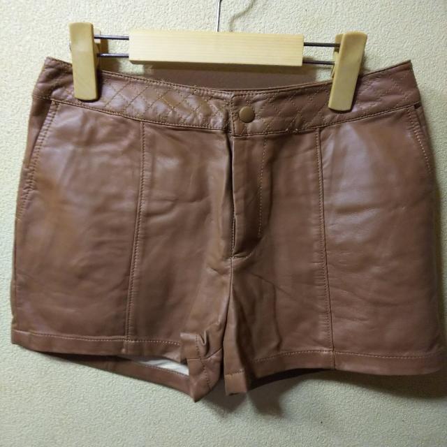 GU★未使用★合皮ステッチ飾ショートパンツM < ブランド  GU★未使用★合皮ステッチ飾ショートパンツM  < ブランドの