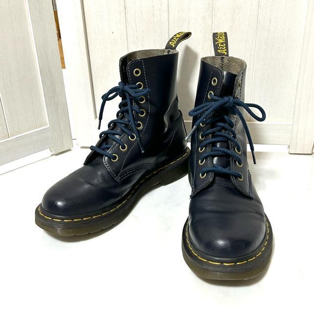 Dr.Martens hN^[}[` PASCAL 8z[u[c UK5  t@bV 