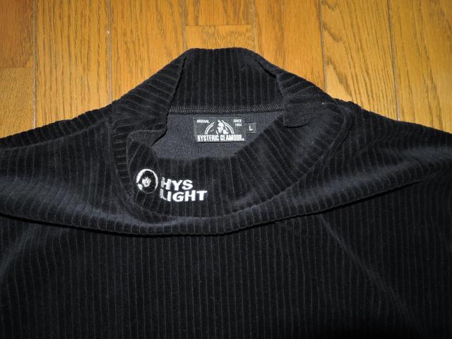 HYSTERIC GLAMOUR ヒステリックグラマー HYS LIGHT刺繍 モックネック スウェット L 黒 ガールロゴ < ブランド HYSTERIC GLAMOUR ヒステリックグラマー HYS LIGHT刺繍 モックネック スウェット L 黒 ガールロゴ < ブランドの