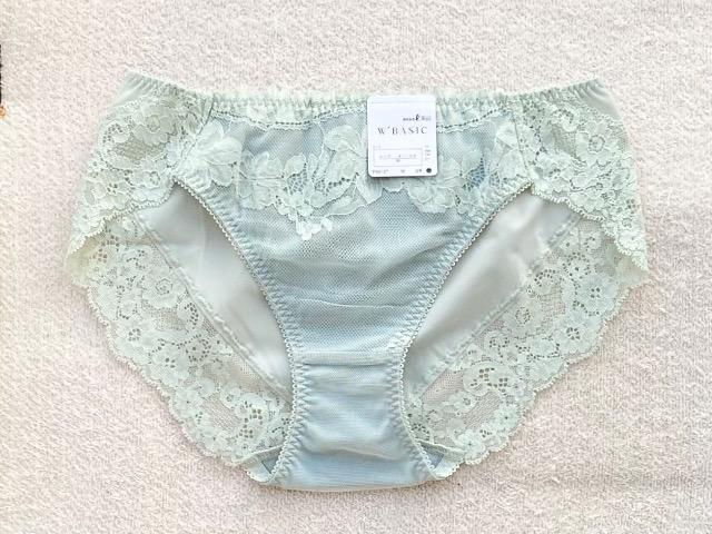 Wacoal AMPHI&Triumph AMOSTYLE ショーツ Mサイズ 2枚セット < 女性ファッション Wacoal AMPHI&Triumph AMOSTYLE ショーツ Mサイズ 2枚セット < 女性ファッションの