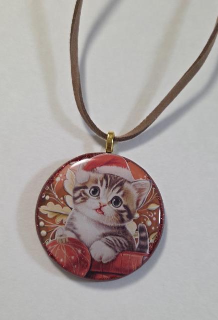 ねこサンタ・クリスマスネックレス★ かわいいネックレス ハンドメイド ねこアクセサリー ねこ 猫 猫キーホルダー < 女性ファッション ねこサンタ・クリスマスネックレス★ かわいいネックレス ハンドメイド ねこアクセサリー ねこ 猫 猫キーホルダー < 女性ファッションの