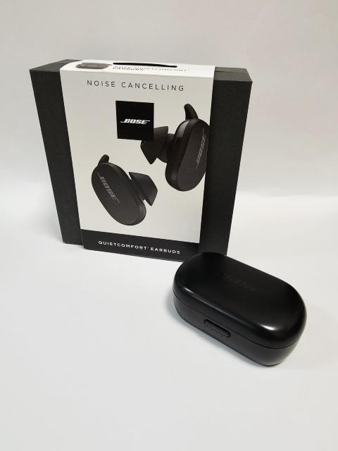 BOSE QUIETCOMFORT EARBUDS ���C�����X�C���z�� ��  �� �Ɠd/AV�� 