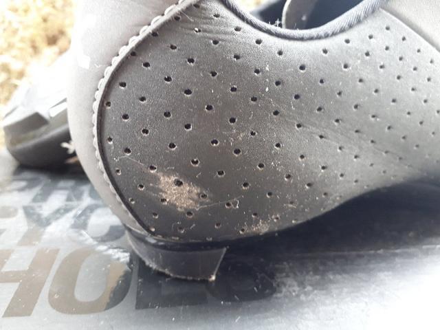 フィジーク fi'zi:k R5B UOMO(メンズ)BOAシューズ ブラック/グレー < レジャー/スポーツ フィジーク fi'zi:k R5B UOMO(メンズ)BOAシューズ ブラック/グレー < レジャー/スポーツの