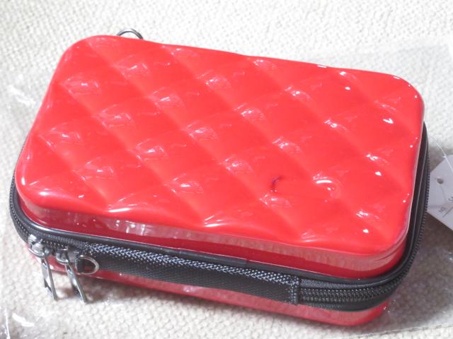 未使用タグ付☆スーツケース型マルチミニポーチ(レッド)ハード < 女性ファッション  未使用タグ付☆スーツケース型マルチミニポーチ(レッド)ハード  < 女性ファッションの