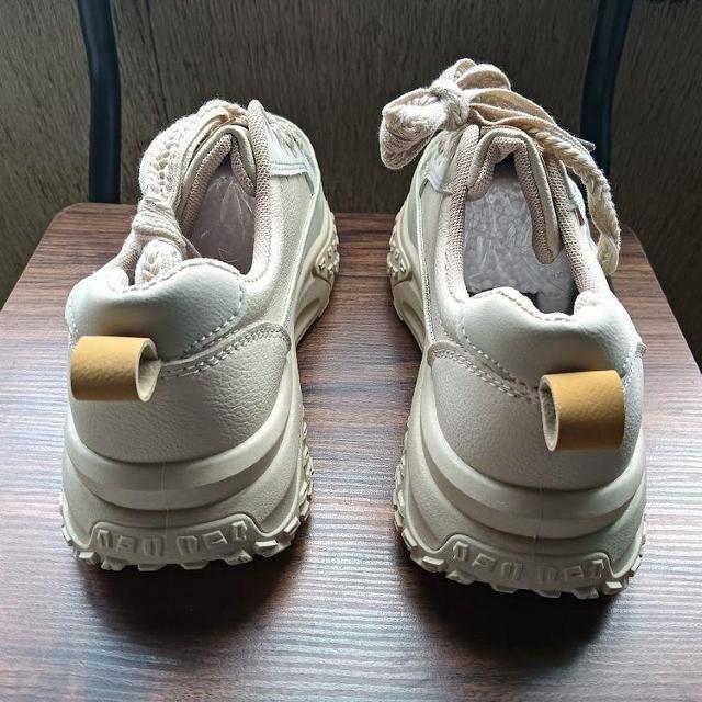 新品 25cm レディース スニーカー グレージュ シューズ 靴 厚底 < 女性ファッション  新品 25cm レディース スニーカー グレージュ シューズ 靴 厚底 < 女性ファッションの