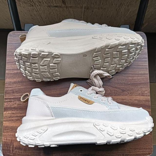 新品 25cm レディース スニーカー グレージュ シューズ 靴 厚底 < 女性ファッション  新品 25cm レディース スニーカー グレージュ シューズ 靴 厚底 < 女性ファッションの