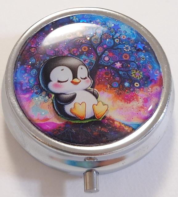 ペンギンちゃんかわいい小物入れ☆薬入れ  ペンギン   ペンギングッズ   ペンギンアクセサリー  薬ケース  アクセサリーケース < インテリア/ライフ  ペンギンちゃんかわいい小物入れ☆薬入れ  ペンギン   ペンギングッズ   ペンギンアクセサリー  薬ケース  アクセサリーケース  < インテリア/ライフの