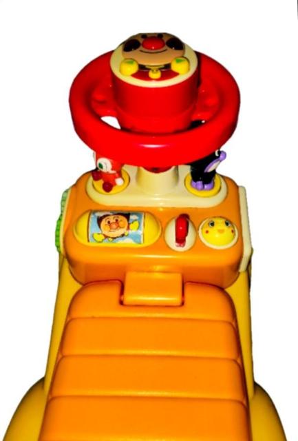 アンパンマン 室内 足けり乗用玩具 押し車 幼児向け ハンドル遊び < おもちゃ アンパンマン 室内 足けり乗用玩具 押し車 幼児向け ハンドル遊び < おもちゃの