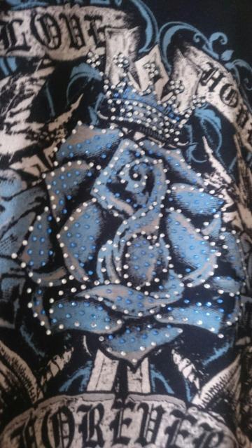 ZENANA OUTFITTERS☆デザインTシャツ★ロックT☆ラインストーン★ < 女性ファッション  ZENANA OUTFITTERS☆デザインTシャツ★ロックT☆ラインストーン★ < 女性ファッションの