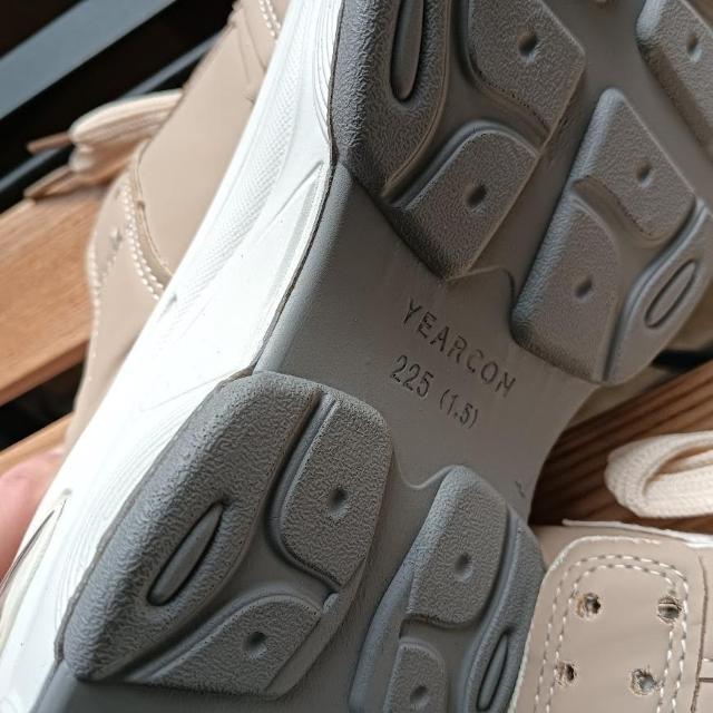 新品 22.5cm レディース スニーカー ブラウン シューズ 靴 厚底 < 女性ファッション  新品 22.5cm レディース スニーカー ブラウン シューズ 靴 厚底 < 女性ファッションの