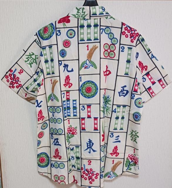 新品●麻雀牌デザイン●アロハシャツ●XXL < 男性ファッション  新品●麻雀牌デザイン●アロハシャツ●XXL < 男性ファッションの