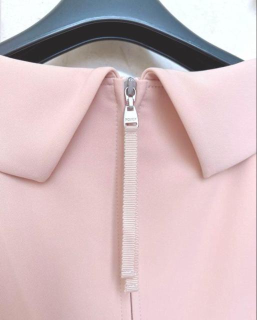極美品 フォクシーニューヨーク ロールカラー ワンピース ピンク 38 < ブランド 極美品 フォクシーニューヨーク ロールカラー ワンピース ピンク 38 < ブランドの