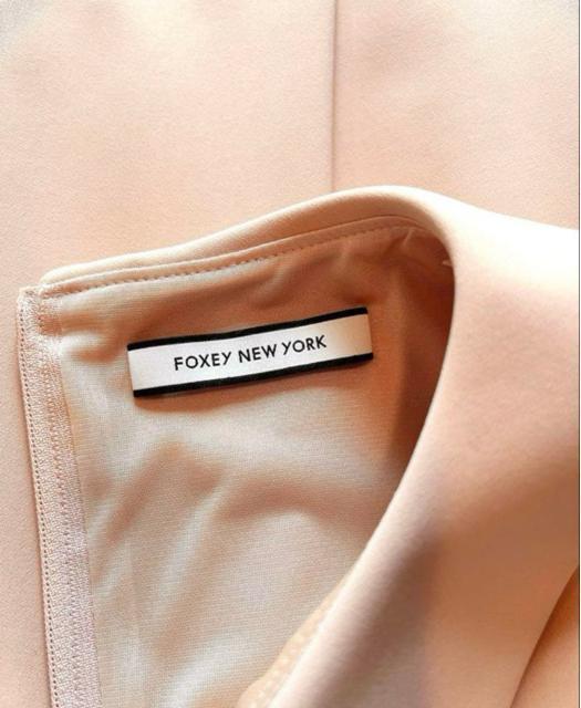 極美品 フォクシーニューヨーク ロールカラー ワンピース ピンク 38 < ブランド 極美品 フォクシーニューヨーク ロールカラー ワンピース ピンク 38 < ブランドの