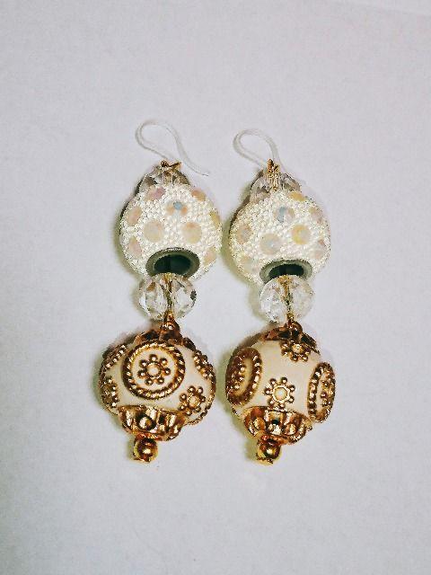 大ぶりクリスタルドッドゴールドラインビーズ樹脂フックピアス☆ < 女性アクセサリー/時計  大ぶりクリスタルドッドゴールドラインビーズ樹脂フックピアス☆ < 女性アクセサリー/時計の