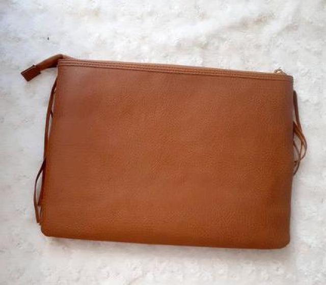 フェイクレザー フリンジ ブラウン クラッチバッグ ポーチ コスメ < 女性ファッション  フェイクレザー フリンジ ブラウン クラッチバッグ ポーチ コスメ < 女性ファッションの