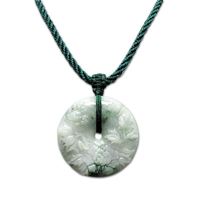 綺麗ひすい本翡翠ジェダイト花彫り平安扣ペンダント紐ネックレス < 女性アクセサリー/時計  綺麗ひすい本翡翠ジェダイト花彫り平安扣ペンダント紐ネックレス  < 女性アクセサリー/時計の