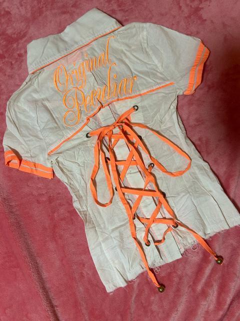 d.i.a. オフホワイト×オレンジ  ゴールドボタン オレンジライン  バックレースアップ 露出 デザインシャツ 新品未使用 < ブランド  d.i.a. オフホワイト×オレンジ  ゴールドボタン オレンジライン  バックレースアップ 露出 デザインシャツ 新品未使用 < ブランドの