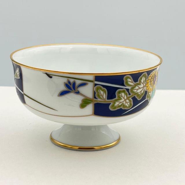美品 香蘭社 ティーカップ&ソーサー 皇居の花シリーズ 神無月 ユウガギク 柚香菊 限定品 1984年 < インテリア/ライフ 美品 香蘭社 ティーカップ&ソーサー 皇居の花シリーズ 神無月 ユウガギク 柚香菊 限定品 1984年 < インテリア/ライフの