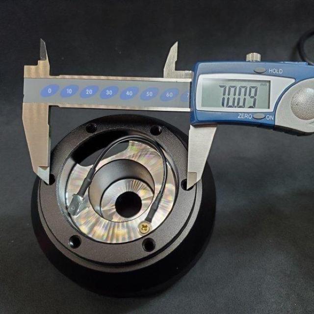 �V���[�g �X�e�A�����O �{�X 50mm momo�s�b�` WRX BRZ 86 �� ������/�o�C�N