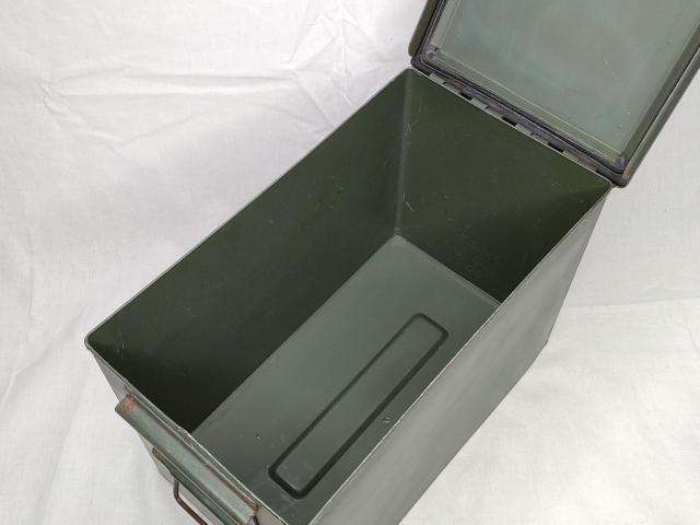 [�ČR���o]�A�[���� ���[�W�T�C�Y �e�� �}�[�L���O�� ���� ���[�P�[�X �L�����v �H� AMMO �~���^���[ �A�����{�b�N�X �� �z�r�[�� 