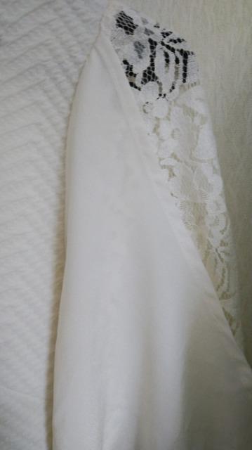 肩花柄レース/パール/ベロアリボン切替ニット半袖PO◆良品即決 < ブランド 肩花柄レース/パール/ベロアリボン切替ニット半袖PO◆良品即決 < ブランドの